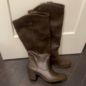Mossimo Cowboy boots sz 8.5